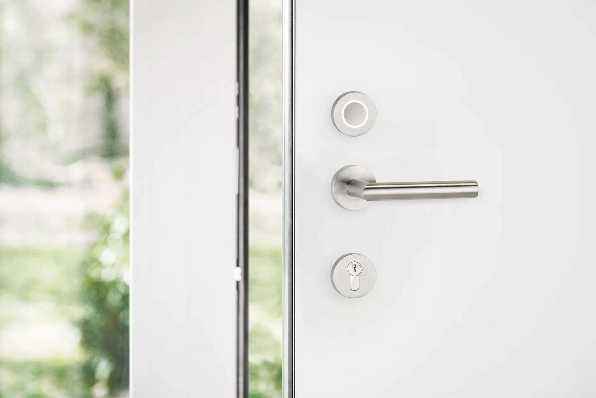 Nuki Smart Door with integrated Smart Lock and sleek door handle.